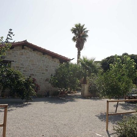 Studio Panagiota - Oasis Holiday Houses Kokkinos Pirgos Buitenkant foto